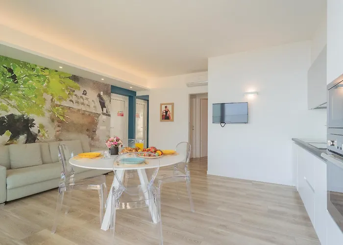 Valarin Luxury & Wellness, By Rent Διαμέρισμα *