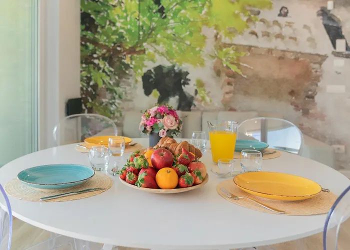 Valarin Luxury & Wellness, By Rent * Vercana