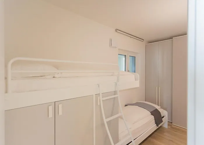 Valarin Luxury & Wellness, By Rent Διαμέρισμα *